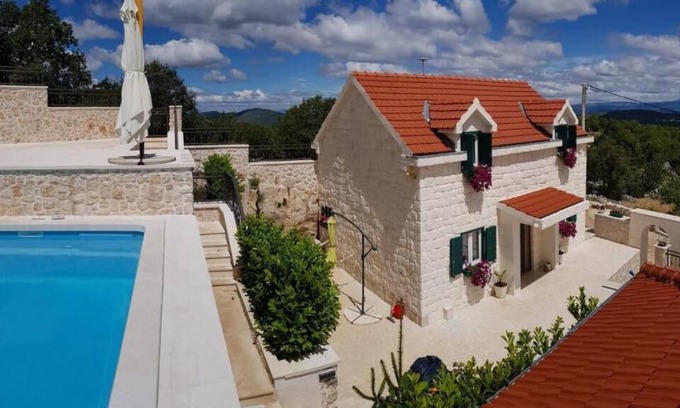 South Croatia Coast House | VILLAGE HOUSE "IVA", Makarska- Poljica Kozička