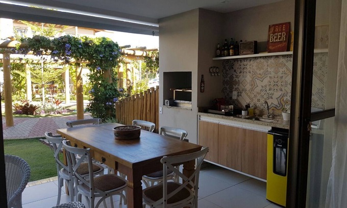 Itacimirim House | VILLAGE IN ITACIMIRIM WITH PRIVATE BARBECUE AND BEER ON THE BALCONY !