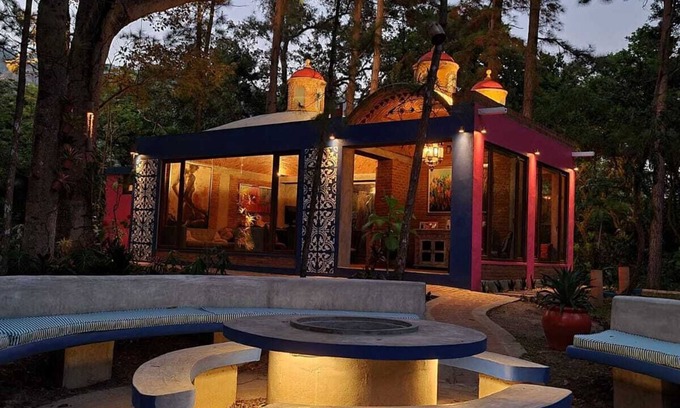 Sora Bed & Breakfast | VillaHermosa B&B