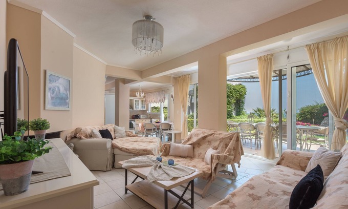 Kassandra Villa | Villas F & B Summer Collection - Aegean Residence