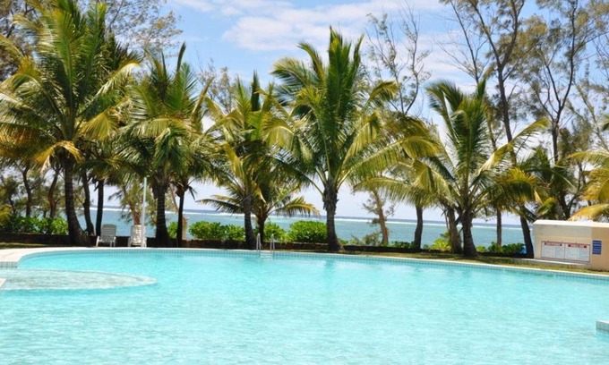Belle Mare Villa | Villas Right ON the Beach Belle Mare