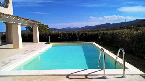 Case Peschiera-Lu Fraili Apartment | Ville con piscina privata in esclusiva da 8 posti letto