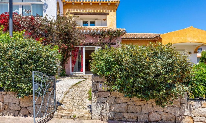 Case Peschiera-Lu Fraili House | Villetta Lu Fraili