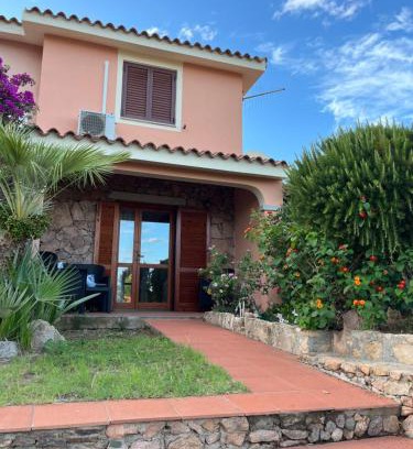 Monte Petrosu Apartment | Villetta MP casa sviluppata su due piani con doppia veranda e parcheggio privato