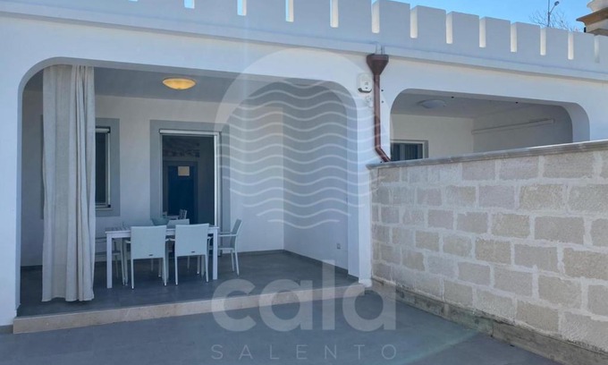 Scala di Furno House | Villino Girasole By Cala Salento