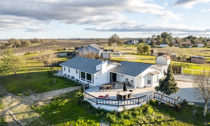 Paso Robles Other | Vino View Getaway Retreat