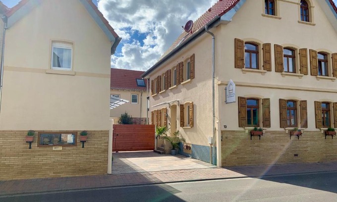 Herxheim am Berg Bed & Breakfast | Vinotel Weinstrasse