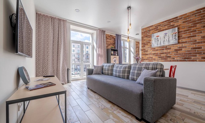 Sovetsky District Apartment | VIP European Style Apartment