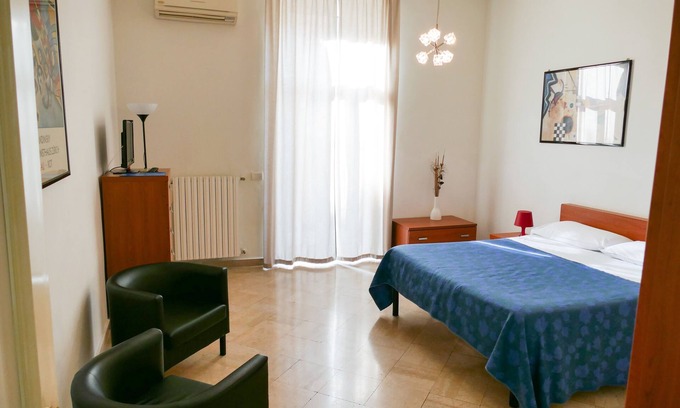 Municipio 1 House | Visa Residence