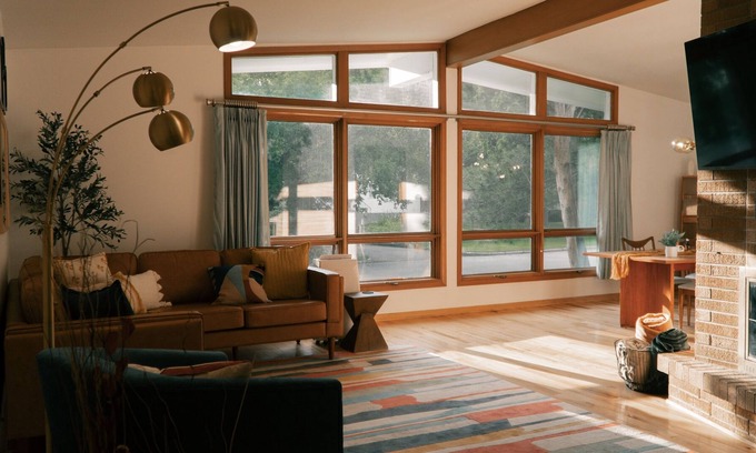 Grand Rapids House | Visit the Mid-Mod! Beautiful Mid-Century Modern Home!