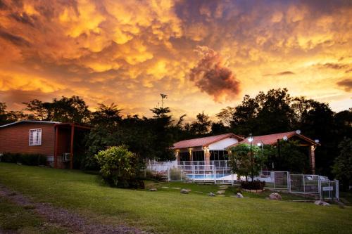 Independencia Cabin | Vista Alegre Natural Resort - Bungalows