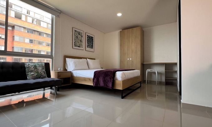 El Tesoro Apartment | Vista encantadora en el Poblado by Hoost 1908