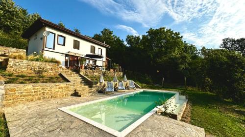 Velchevo House | Vista Verde