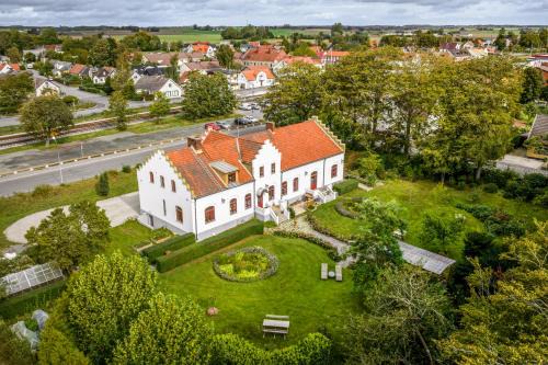 Garsnas Hotel | Vita Huset på Österlen