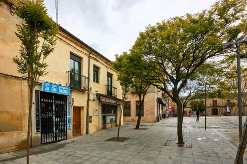 Avila Apartment | Vive Ávila - Terraza y Estilo en Plaza Italia - By Alterhome