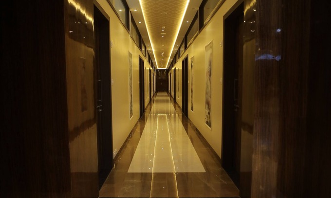 Kalaburagi Hotel | VL Patil Stays & Banquets