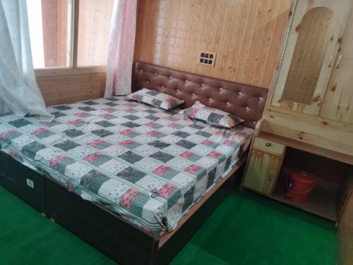 Chitkul House | VNS Homestay Chitkul By Soma Stays