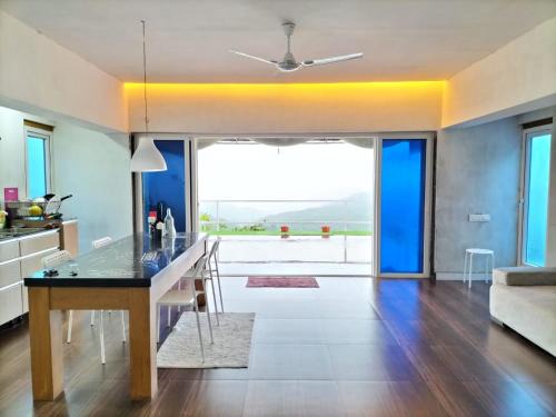 Roha House | VOCLA Farms