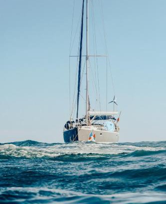 Fakarava Boat Rental | Voilier privé en pension complète