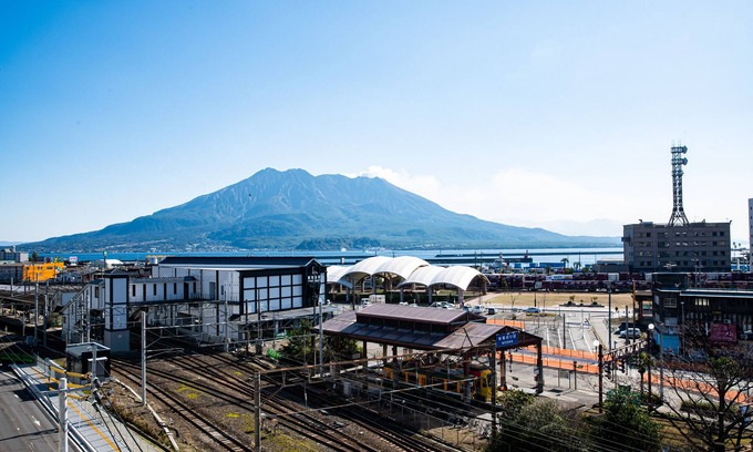 Kagoshima Apartment | Volcano