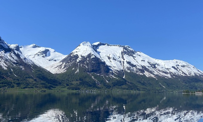 Hjelle Cabin | Vollsnes Feriehus Stryn
