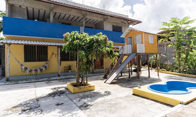 Monte Gordo House | Vrbo Property