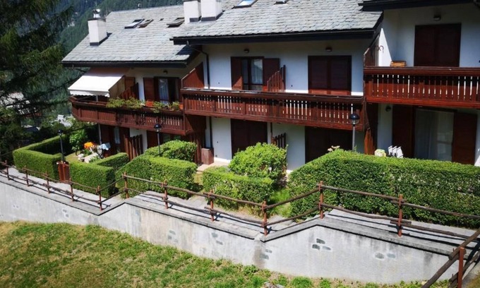 Caspoggio Apartment | Vrbo Property