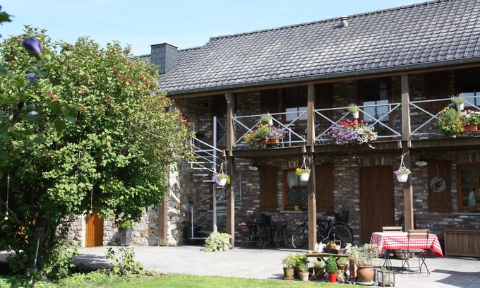 Plombieres Apartment | Vue au Jardin apartment with covered balcony
