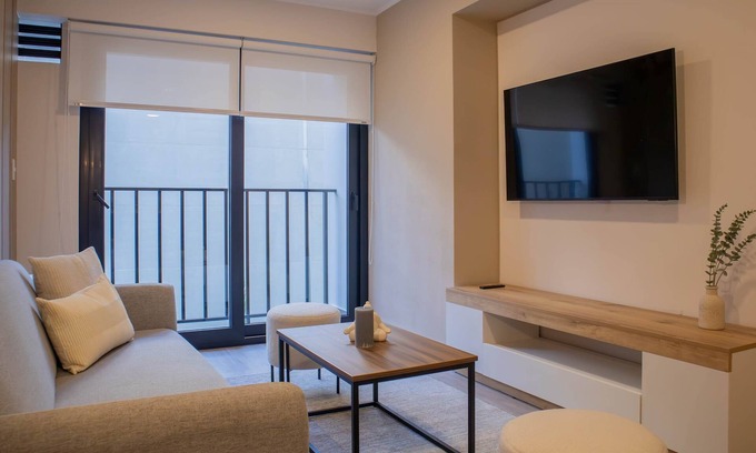 Leuro Apartment | w Stunning 1BR w Terrace in Miraflores