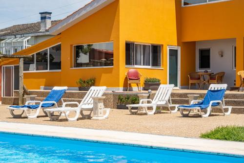 Angeiras Apartment | Wake up with the Sea Breeze- House with pool AP1