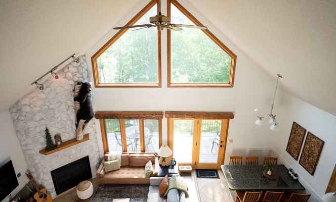 Biwabik Ski Chalet | WALDEN HAUS -Lakefront Chalet- Dog Friendly & Breakfast-Ski-Golf-Bike-Hike-Swim