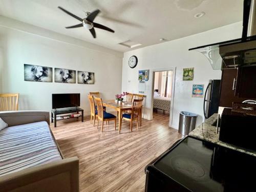 Gaslamp Quarter Apartment | Walk everywhere heart Gaslamp