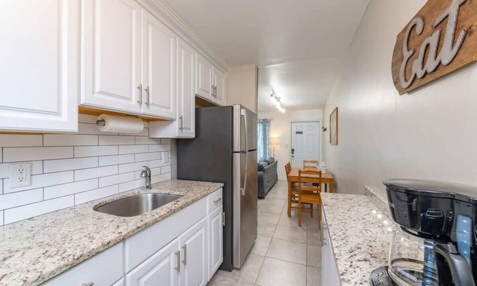 Santa Barbara Estates Apartment | Walk Pompano Beach From Our Cozy One Bedroom Apt