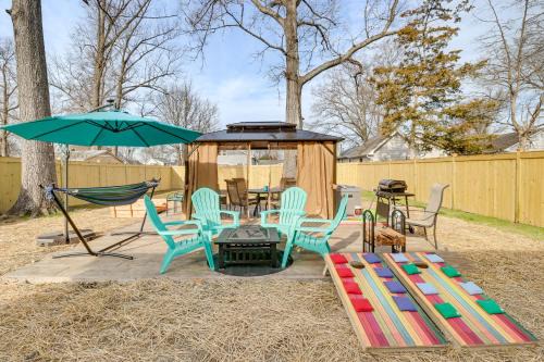 Colonial Beach House | Walk to Bay Home with Fenced Yard in Colonial Beach