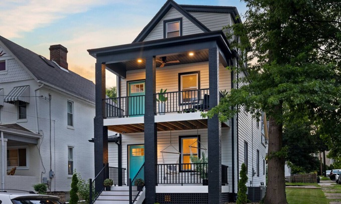 Wilkinsburg Apartment | Walk to Cafes + Frick Park From A Breezy Retreat