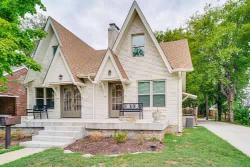 Maxwell House | Walk to Five Points East Nashville Home with Yard!