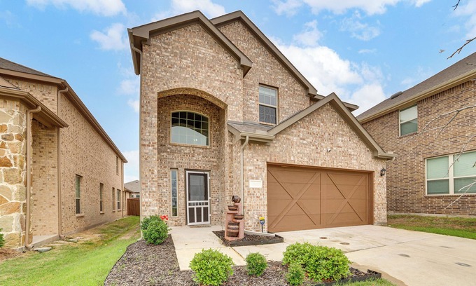 Forney House | Walk to Lake Ray Hubbard: Spacious Family Home!