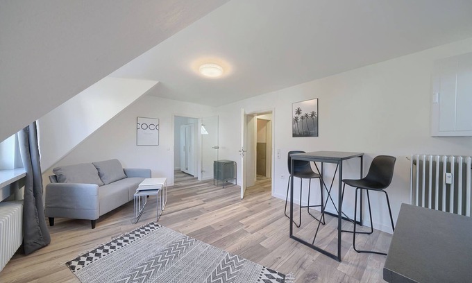 Emst Apartment | WARMSTAY I FernUni Nähe - Keybox Check-in