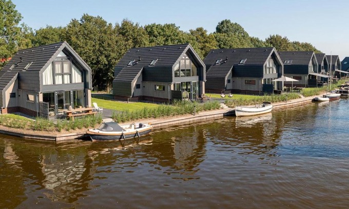 Balk House | Water Villa in Balk with Private Jetty