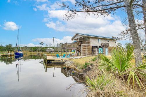 Shoreline Park House | Waterfront Bay St Louis Home with Private Dock!