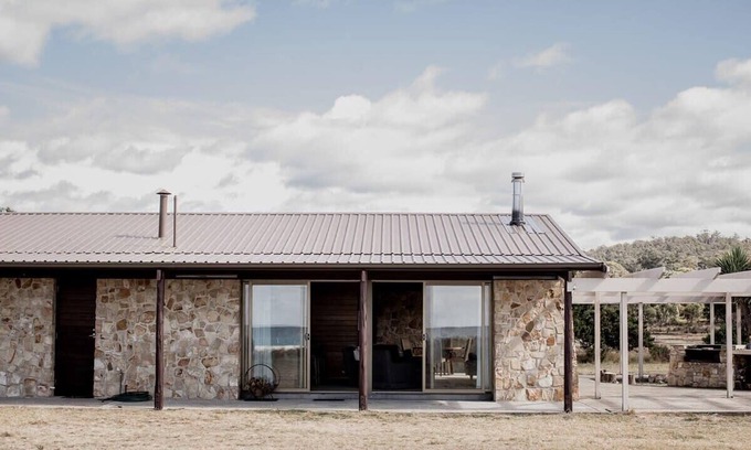 Glamorgan-spring Bay Council House | Waterfront Boltons Beach Cottages - room for 8