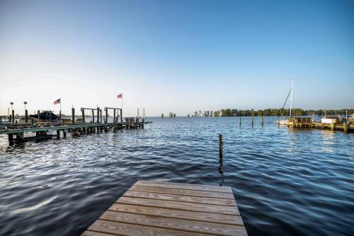 Edenton House | Waterfront Edenton Bay Cottage - Walk to Dtwn