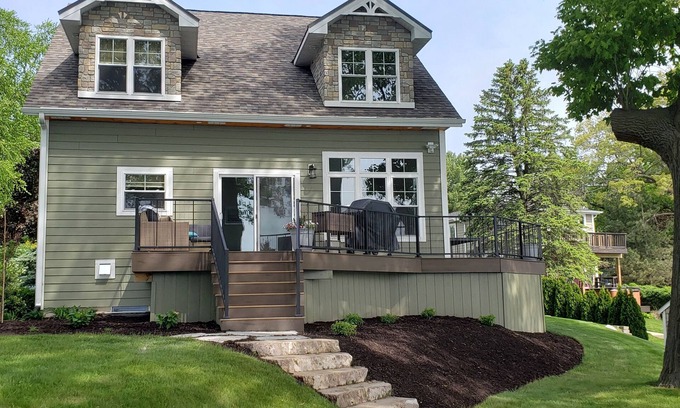 Tichigan House | Waterfront Executive Home sleeps 14