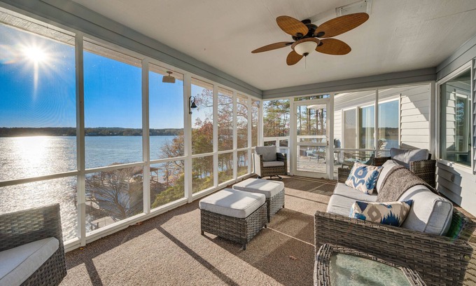 Mount Gilead House | Waterfront Lake Tillery Home w/Incredible Views!