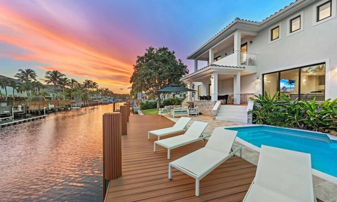 South Lake House | Waterfront Villa / Heated Pool, Gameroom, Sleeps12