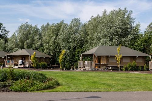 Heeg Other | Waterherberg It Beaken