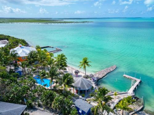 Great Exuma House | Waters Edge at The Cays