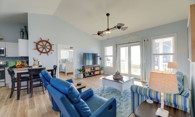 Harkers Island House | Waterview Home w/Sunset & Lighthouse Views