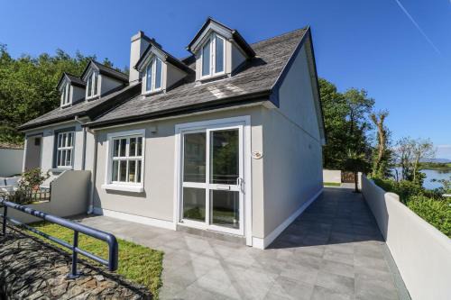 Newport House | Waterview House