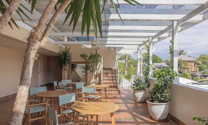 Byron Bay Hotel | Waves Byron Bay